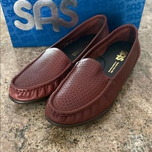 SAS Savvy Russet Womens 9W Leather Comfort Loafer Made in USA New in Box